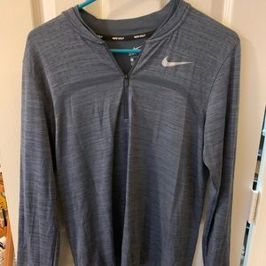 Nike golf pullover
